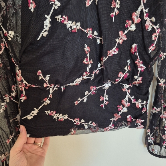 White House Black Market Black Sheer Floral Embroidered Mesh Blouse – Size Small - Picture 3 of 9
